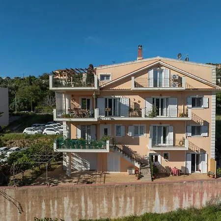 Nefeli Seaview Appartement