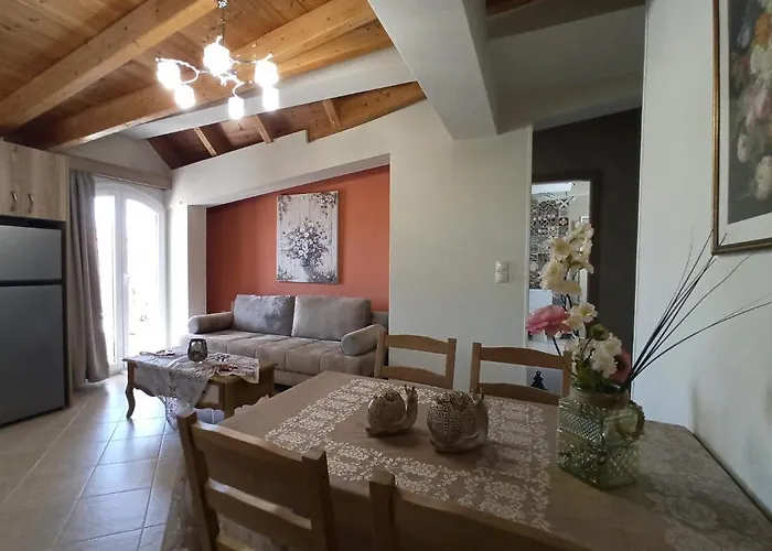 Nefeli Seaview Апартаменты *